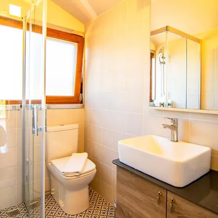 Stonehouse-1 Villa *