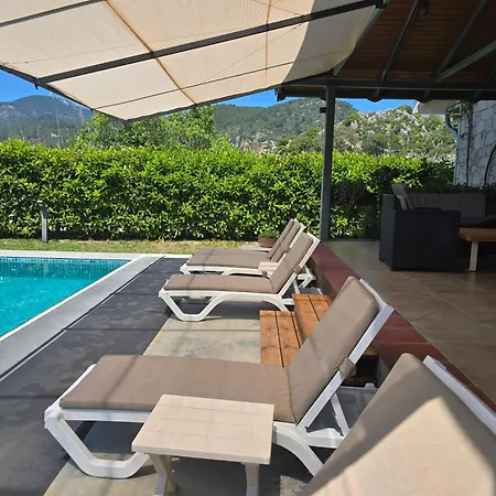 Villa Stonehouse-1